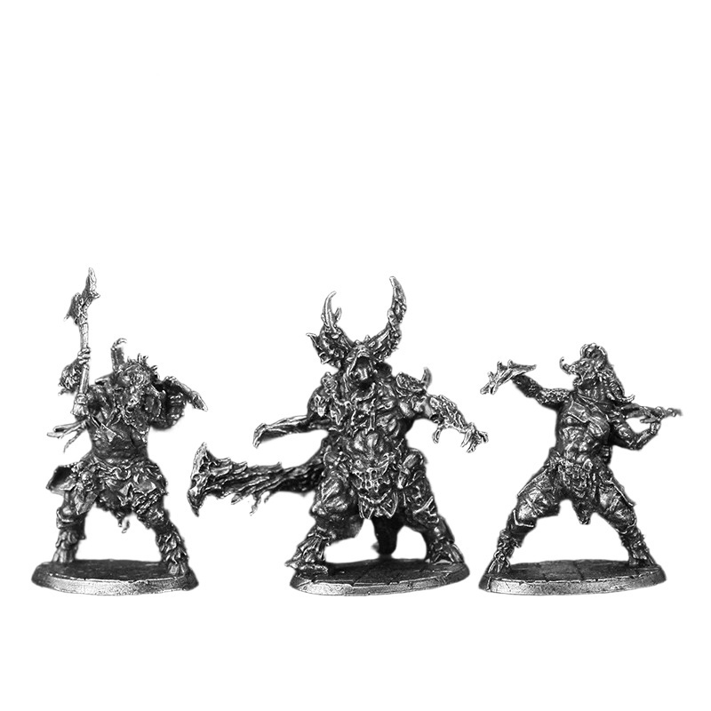 Bull Warrior Metal Figurine Mi - Board Game Live のレビューと価格