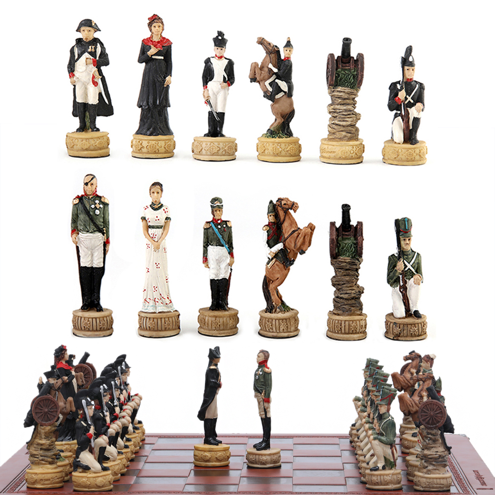 3D Character-themed Chess Set  - Board Game Queen のレビューと価格